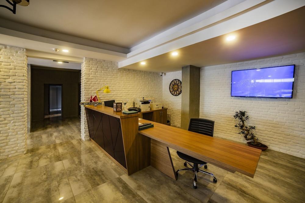 Otto Lara Hotel Анталия Екстериор снимка